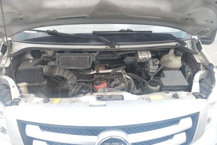 Used Foton Toano 2020 2.5T Manual Tongtu Long Wheelbase Mid-Height 5/6/7-Seater 4J25TC3 Engine Bay