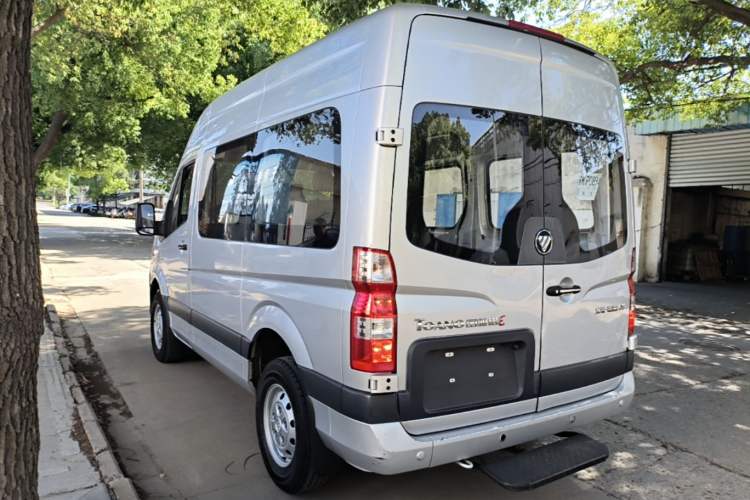 Used Foton Toano 2020 2.5T Manual Tongtu Short Wheelbase Mid-Roof 5/6-Seater 4J25TC3 Exterior 2