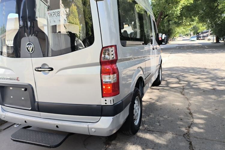 Used Foton Toano 2020 2.5T Manual Tongtu Short Wheelbase Mid-Roof 5/6-Seater 4J25TC3 Exterior 3