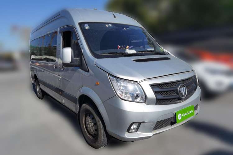 Used Foton Toano 2020 2.0T Multi-Function Extended Wheelbase Mid-Roof 5/6/7-Seater China VI4F20TC3 Front Right 45 Deg