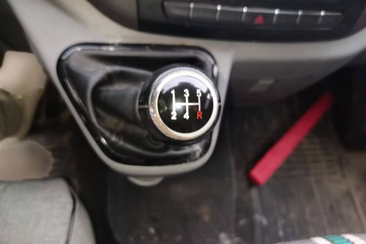 Used Foton Toano 2020 2.5T Manual Tongtu Short Wheelbase Flat Roof 5/6/7-Seater 4J25TC3 Gear Lever