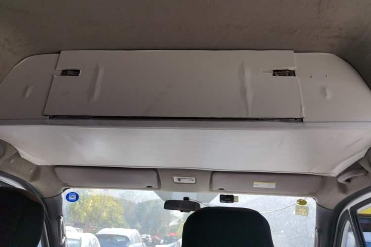 Used Foton Toano 2020 2.0T Multi-Function Extended Wheelbase Mid-Roof 5/6/7-Seater China VI4F20TC3 Headliner