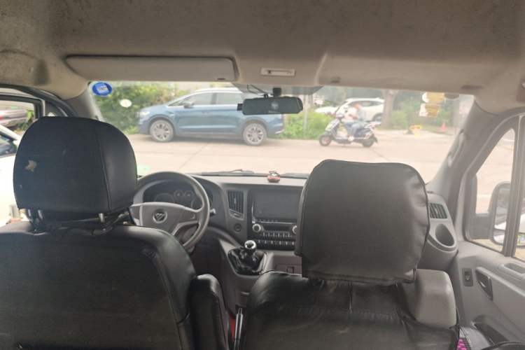 Used Foton Toano 2020 2.5T Manual Tongtu Short Wheelbase Mid-Roof 5/6-Seater 4J25TC3 Headliner