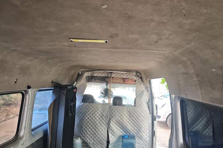 Used Foton Toano 2020 2.0T Multi-Function Extended Wheelbase Mid-Roof 5/6/7-Seater with Rear Dual Tires China VI Emission Standard F20TC3 Headliner