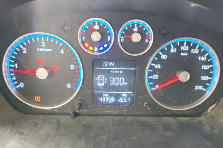 Used Foton Toano 2020 2.5T Manual Tongtu Short Wheelbase Mid-Roof 5/6-Seater 4J25TC3 Instrument Cluster