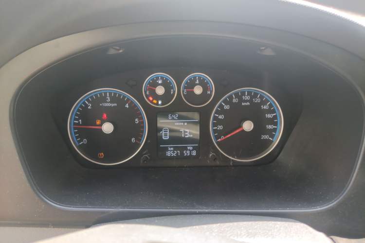 Used Foton Toano 2020 2.5T Manual Tongtu Short Wheelbase Mid-Roof 5/6-Seater 4J25TC3 Instrument Cluster