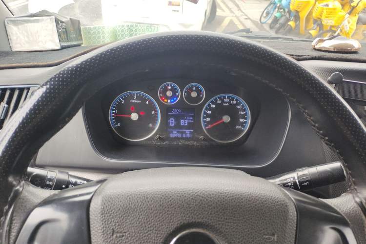 Used Foton Toano 2020 2.0T Multi-Function Short Wheelbase Mid-Roof 5/6-Seater China VI Emission Standard 4F20TC3 Instrument Cluster
