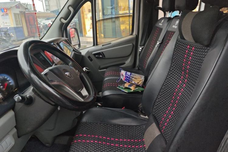 Used Foton Toano 2020 2.5T Manual Tongtu Long Wheelbase Mid-Height 5/6/7-Seater 4J25TC3 Left Front Seat