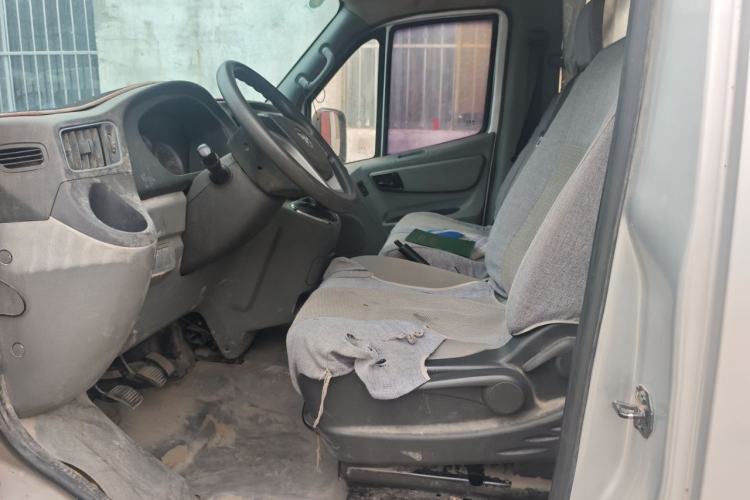 Used Foton Toano 2020 2.0T Multi-Function Short Wheelbase Mid-Roof 5/6-Seater China VI Emission Standard 4F20TC3 Left Front Seat