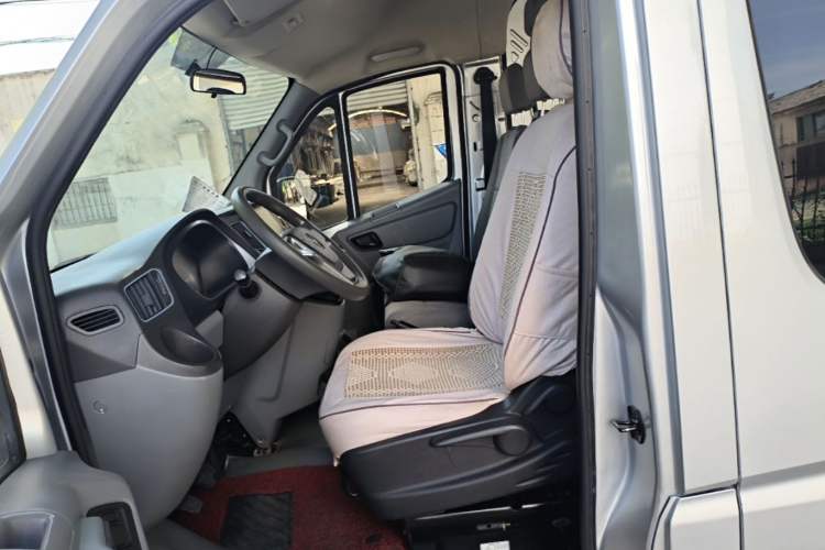 Used Foton Toano 2020 2.5T Manual Tongtu Short Wheelbase Mid-Roof 5/6-Seater 4J25TC3 Left Front Seat