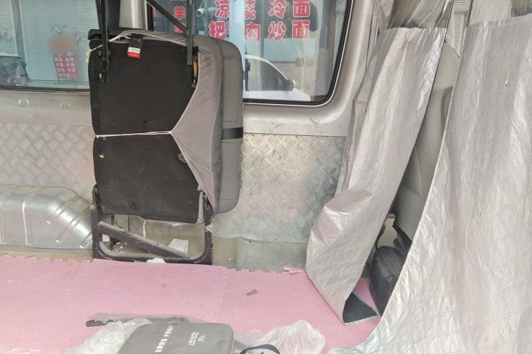 Used Foton Toano 2020 2.5T Manual Tongtu Short Wheelbase Mid-Roof 5/6-Seater 4J25TC3 Left Rear Seat