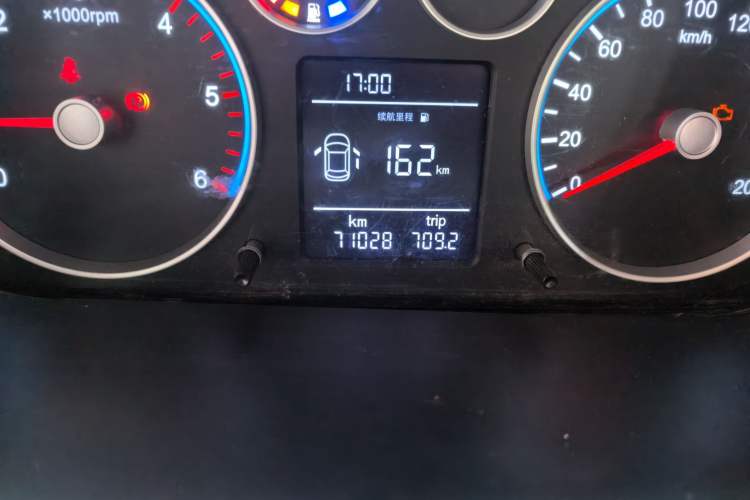 Used Foton Toano 2020 2.0T Multi-Function Short Wheelbase Mid-Roof 5/6-Seater China VI Emission Standard 4F20TC3 Odometer Close Up