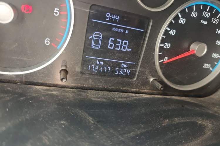 Used Foton Toano 2020 2.5T Manual Tongtu Long Wheelbase Mid-Height 5/6/7-Seater 4J25TC3 Odometer Close Up