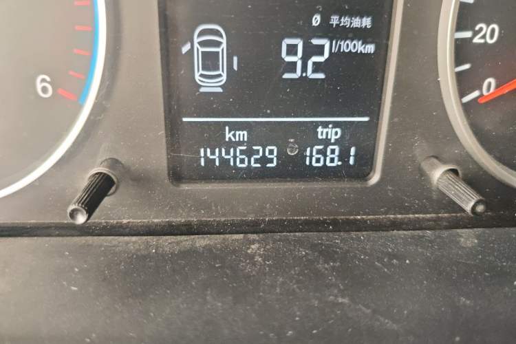 Used Foton Toano 2020 2.0T Multi-Function Extended Wheelbase Mid-Roof 5/6/7-Seater with Rear Dual Tires China VI Emission Standard F20TC3 Odometer Close Up