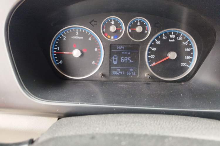 Used Foton Toano  Odometer Close Up