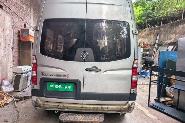 Used Foton Toano 2020 2.0T Multi-Function Short Wheelbase Mid-Roof 5/6-Seater China VI Emission Standard 4F20TC3 Rear