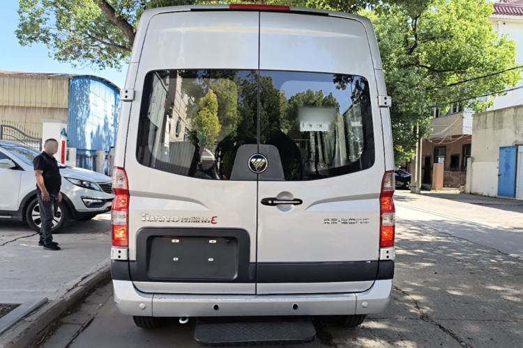 Used Foton Toano 2020 2.5T Manual Tongtu Short Wheelbase Mid-Roof 5/6-Seater 4J25TC3 Rear