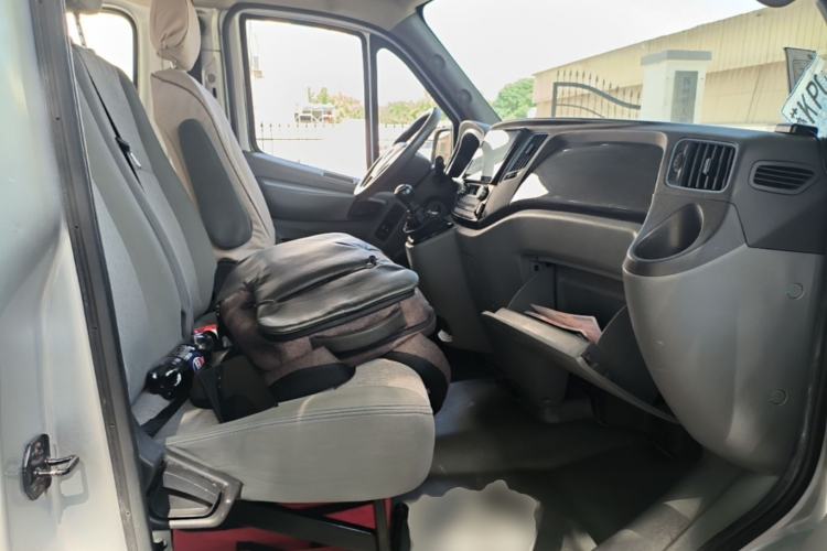 Used Foton Toano 2020 2.5T Manual Tongtu Short Wheelbase Mid-Roof 5/6-Seater 4J25TC3 Right Front Seat