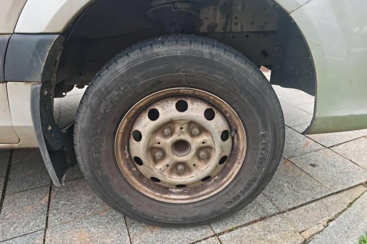 Used Foton Toano 2020 2.5T Manual Tongtu Long Wheelbase Mid-Height 5/6/7-Seater 4J25TC3 Right Front Wheel Hub