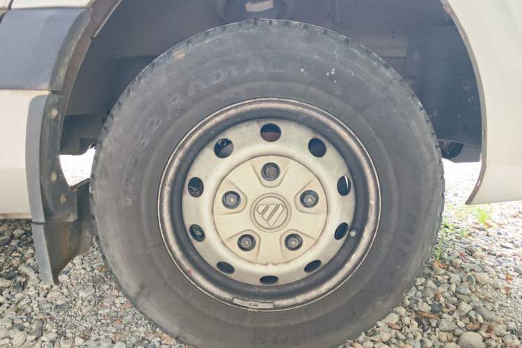 Used Foton Toano 2020 2.5T Manual Tongtu Short Wheelbase Mid-Roof 5/6-Seater 4J25TC3 Right Front Wheel Hub