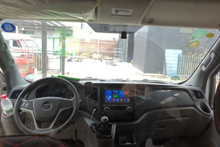 Used Foton Toano 2020 2.5T Manual Tongtu Short Wheelbase Mid-Roof 3-Seat 4J25TC3 Center Console