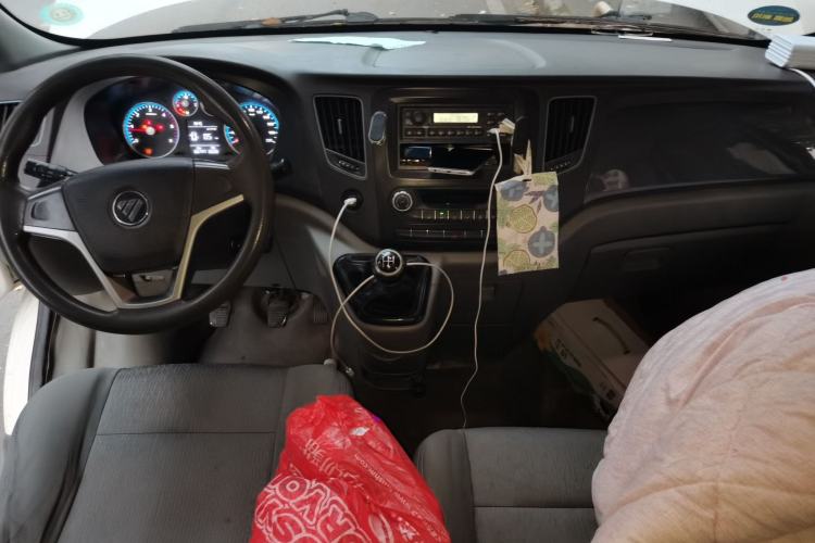 Used Foton Toano 2020 2.5T Manual Tongtu Short Wheelbase Flat Roof 5/6/7-Seater 4J25TC3 Center Console