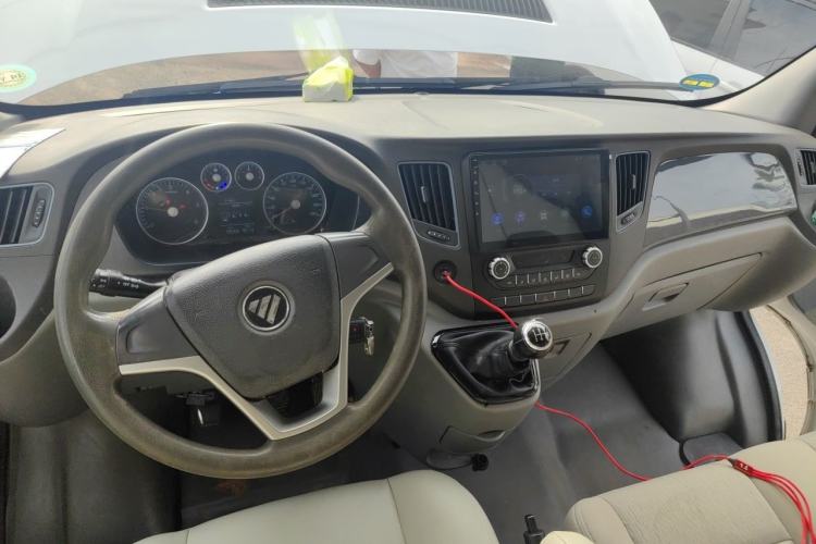 Used Foton Toano 2020 2.5T Manual Tongtu Short Wheelbase Flat Roof 3-Seat 4J25TC3 Center Console