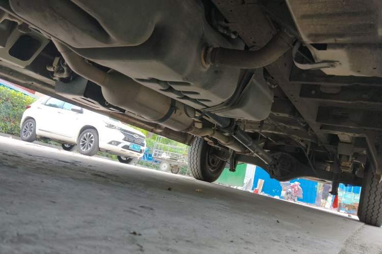 Used Foton Toano 2020 2.5T Manual Tongtu Extended-Wheelbase Mid-Roof 5/6/7-Seater 4J25TC3 Chassis Front Left