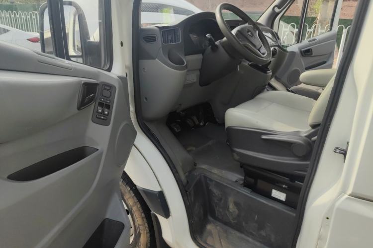 Used Foton Toano 2020 2.5T Manual Tongtu Short Wheelbase Flat Roof 3-Seat 4J25TC3 Driver Seat