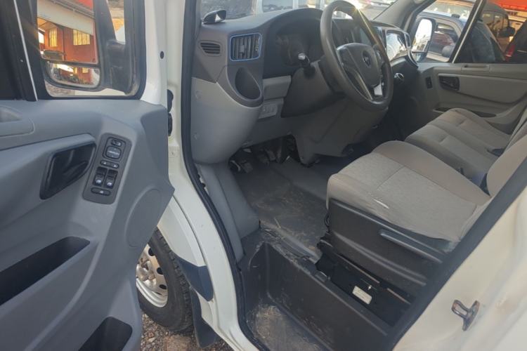 Used Foton Toano 2020 2.0T Multi-Function Short-Wheelbase Flat-Roof 5/6-Seater China VI4F20TC3 Driver Seat
