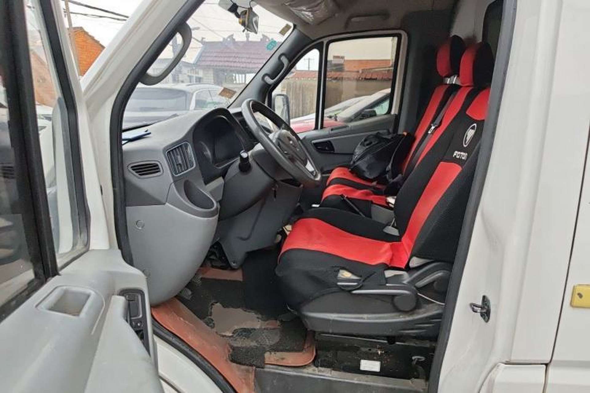 Used Foton Toano 2020 2.5T Manual Transmission Tongtu Long Wheelbase Mid-Roof 3-Seat 4J25TC3 Driver Seat