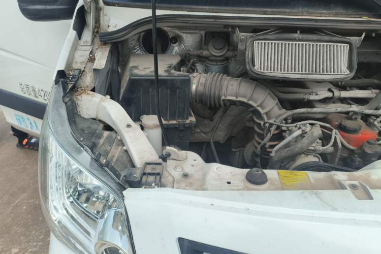 Used Foton Toano 2020 2.5T Manual Transmission Tongtu Long Wheelbase Mid-Roof 3-Seat 4J25TC3 Engine Bay Right