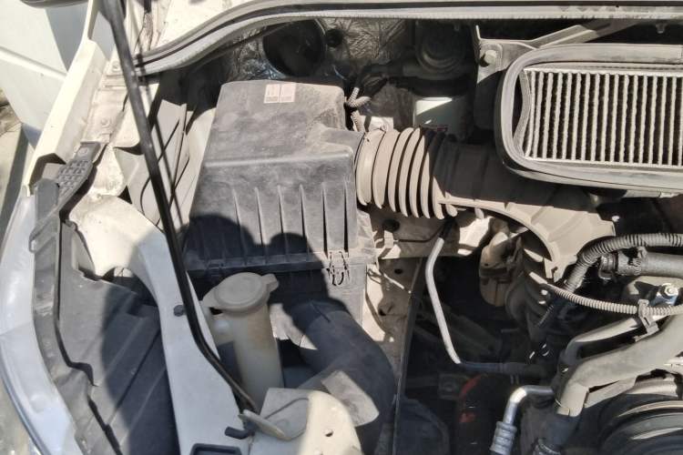 Used Foton Toano 2020 2.5T Manual Tongtu Long Wheelbase Mid-Height 5/6/7-Seater 4J25TC3 Engine Bay Right