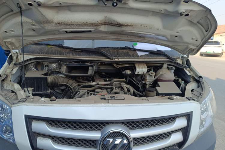 Used Foton Toano 2020 2.5T Manual Tongtu Short Wheelbase Mid-Roof 5/6-Seater 4J25TC3 Engine Bay
