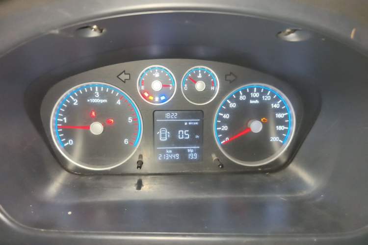 Used Foton Toano 2020 2.0T Multi-Function Extended Wheelbase Mid-Roof 5/6/7-Seater China VI4F20TC3 Instrument Cluster