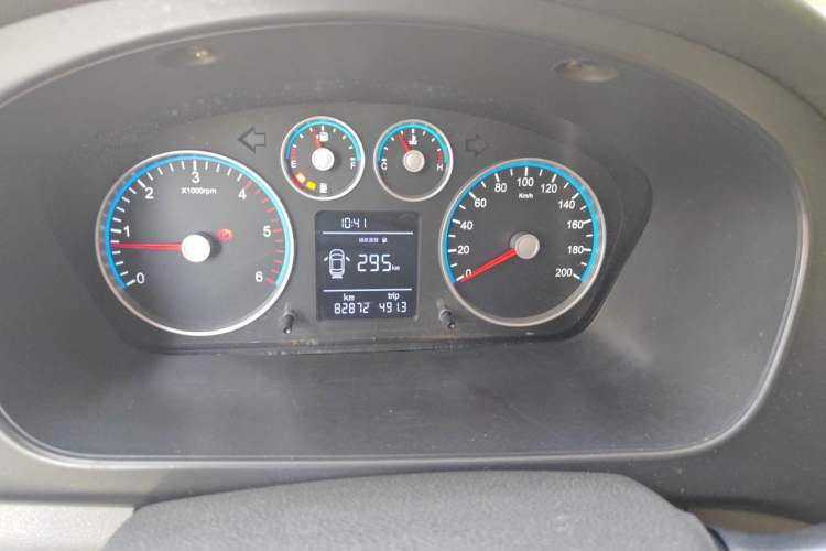 Used Foton Toano 2020 2.5T Manual Transmission Tongtu Long Wheelbase Mid-Roof 3-Seat 4J25TC3 Instrument Cluster