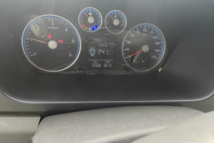 Used Foton Toano 2020 2.5T Manual Tongtu Short Wheelbase Flat Roof 3-Seat 4J25TC3 Odometer Close Up