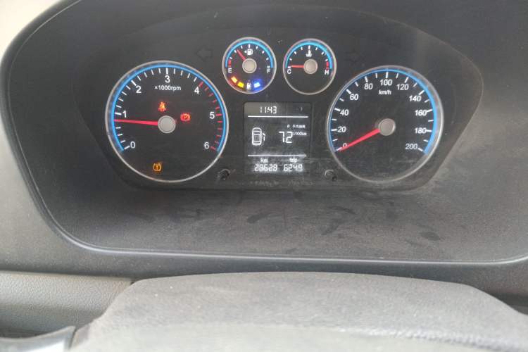 Used Foton Toano 2020 2.5T Manual Tongtu Short Wheelbase Mid-Roof 5/6-Seater 4J25TC3 Odometer Close Up