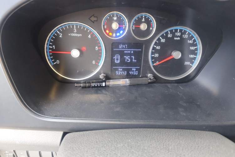 Used Foton Toano 2020 2.8T Van Extended Wheelbase Mid-Roof 3-Seater China V Emission Standard Model IF2.8NS6B177L Odometer Close Up