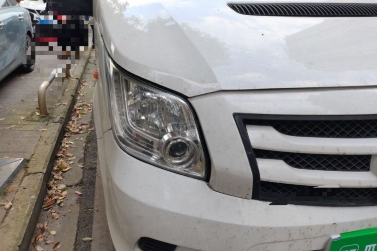 Used Foton Toano 2020 2.5T Manual Tongtu Short Wheelbase Flat Roof 5/6/7-Seater 4J25TC3 Right Front Headlight