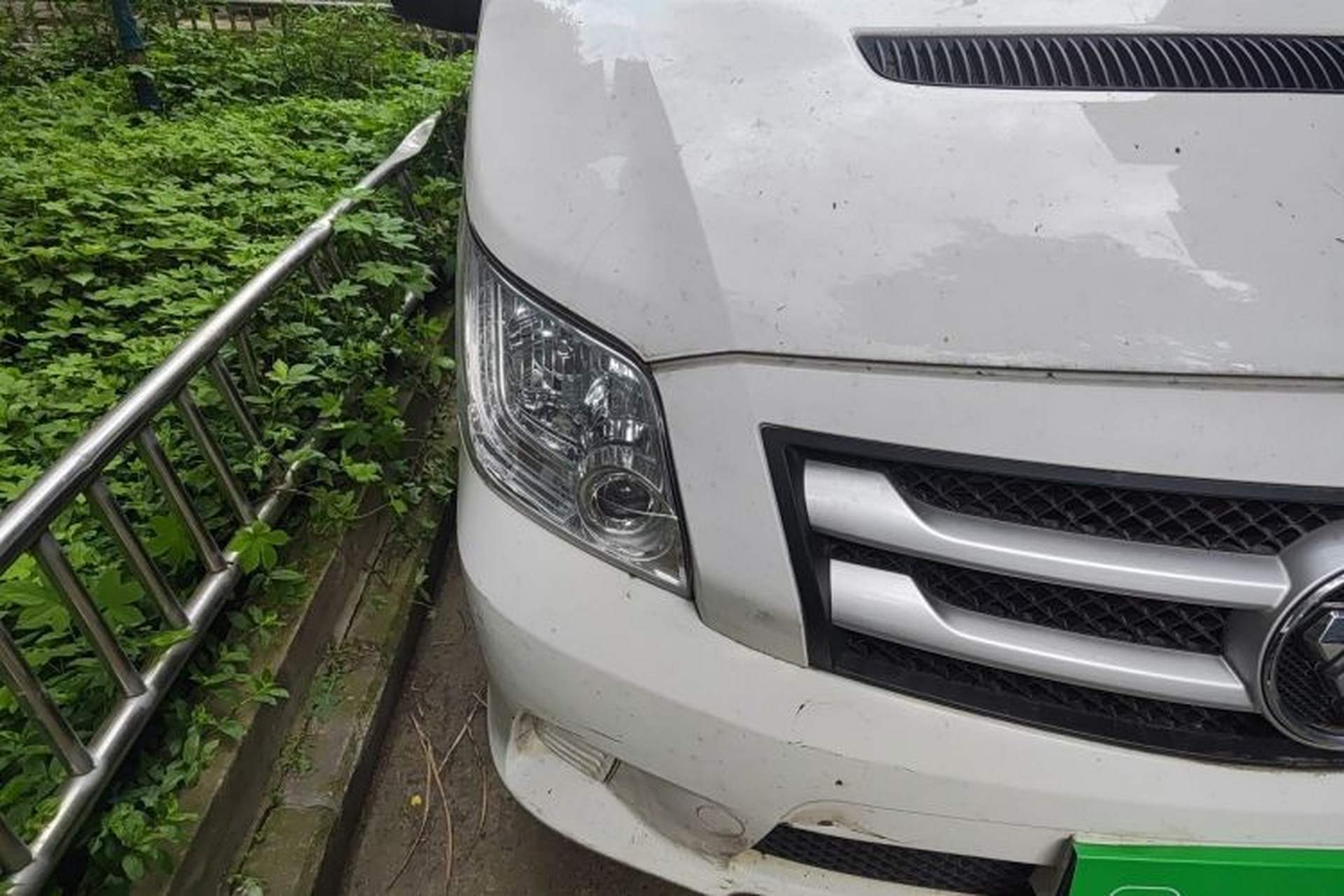 Used Foton Toano 2020 2.5T Manual Tongtu Long Wheelbase Mid-Height 5/6/7-Seater 4J25TC3 Right Front Headlight