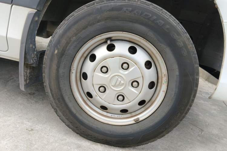 Used Foton Toano 2020 2.5T Manual Tongtu Extended-Wheelbase Mid-Roof 5/6/7-Seater 4J25TC3 Right Front Wheel Hub