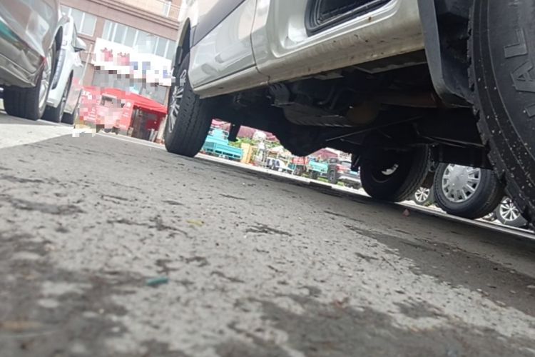 Used Foton Toano 2020 2.0T Multi-Function Short Wheelbase Mid-Roof 5/6-Seater China VI Emission Standard 4F20TC3 Right Side Sill