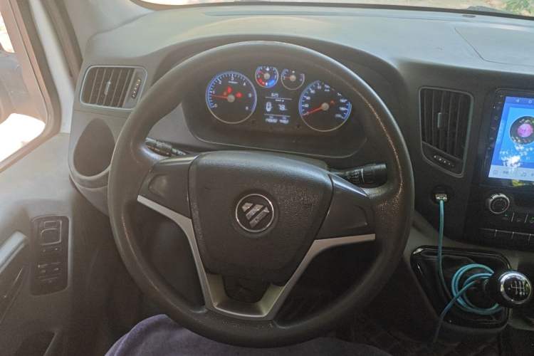 Used Foton Toano 2020 2.5T Manual Tongtu Long Wheelbase Mid-Height 5/6/7-Seater 4J25TC3 Steering Wheel