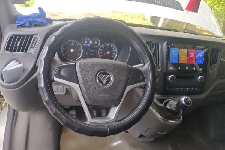 Used Foton Toano 2020 2.8T Van Extended Wheelbase Mid-Roof 3-Seater China V Emission Standard Model IF2.8NS6B177L Steering Wheel