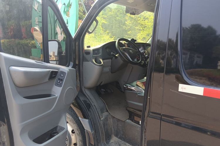 Used Foton Toano 2021 2.8T Manual Tongtu Long-Wheelbase Mid-Roof 3-Seater F2.8NS6B177L Driver Seat