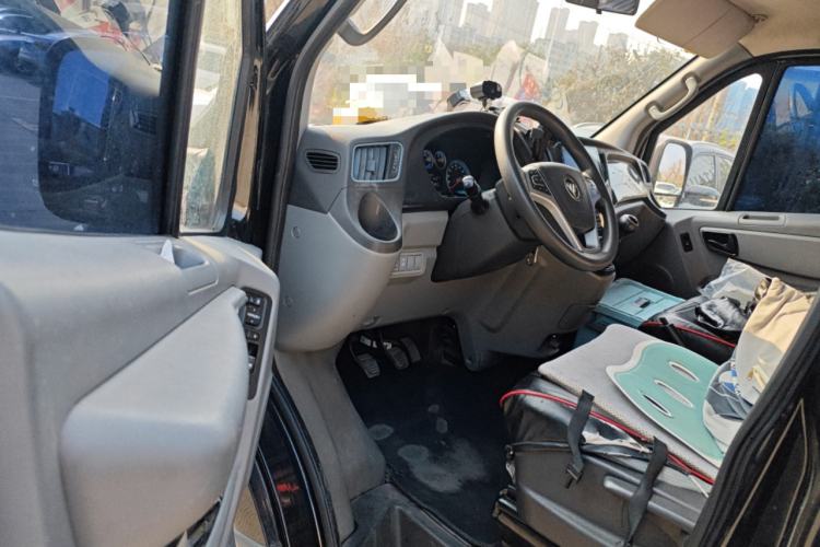 Used Foton Toano 2021 2.0T Manual Tongtu Long Wheelbase Mid-Height 5/6/7-Seater 4F20TC3 Driver Seat