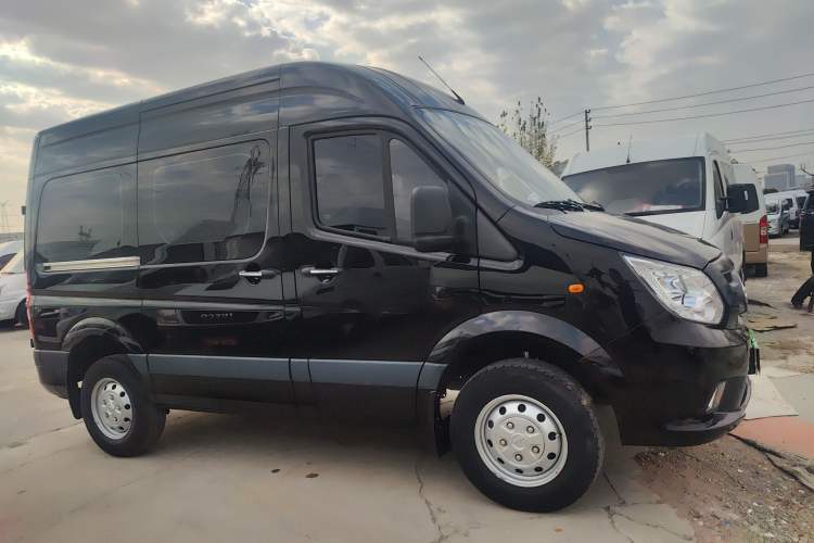 Used Foton Toano 2021 2.0T Manual Tongtu Short Wheelbase Mid-Height 5/6-Seater 4F20TC3 Exterior 2