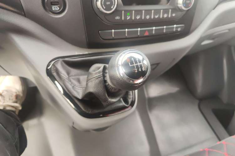 Used Foton Toano 2021 2.0T Manual Tongtu Short Wheelbase Mid-Height 5/6-Seater 4F20TC3 Gear Lever
