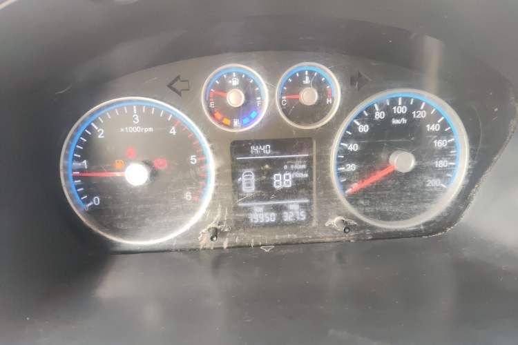 Used Foton Toano 2021 2.0T Manual Tongtu Short Wheelbase Mid-Height 5/6-Seater 4F20TC3 Instrument Cluster